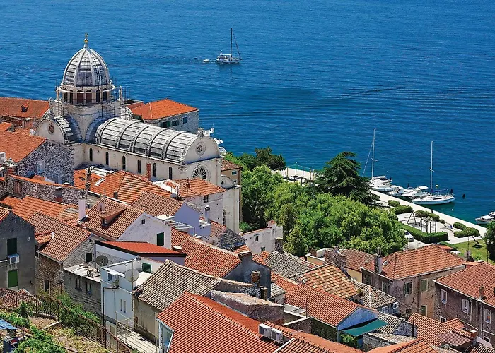 Appartement 1 Bedroom Cozy In Pirovac